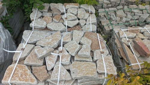 Плитняк гранитный галтованный купить в Невьянске