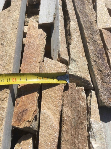 Горбушка златолит золотистый для облицовки купить в Невьянске