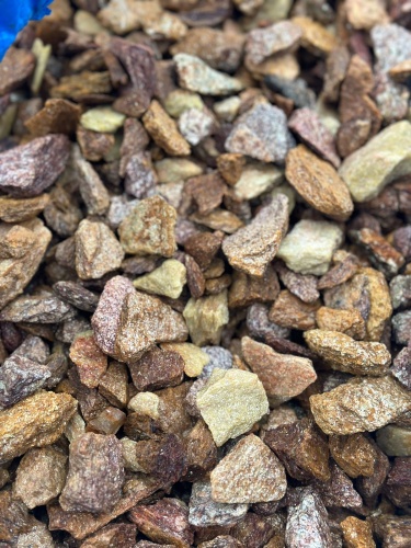 Златолит персиковый декоративная каменная крошка купить в Невьянске