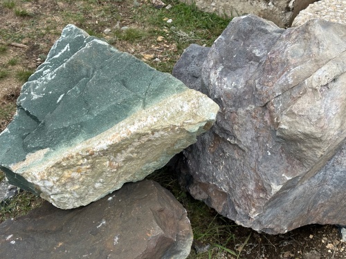 Камни для ландшафтного дизайна зелёные 10-60 килограмм купить в Невьянске