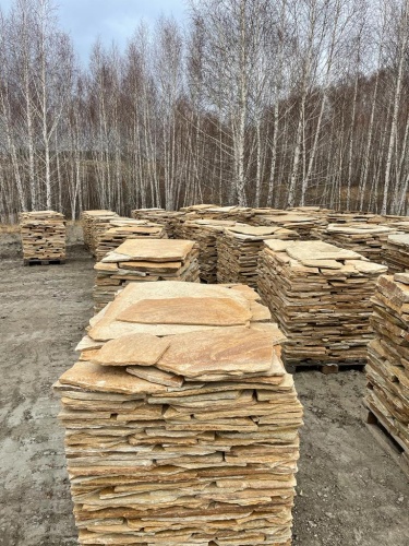 Плитняк златолит жёлтый для фасада 1,5-3 см купить в Невьянске