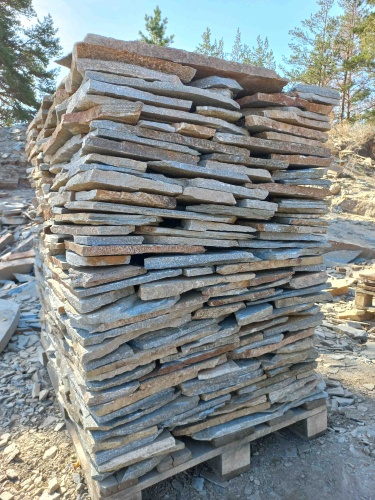 Плитняк златолит серебристый для цоколя, отмостки купить в Невьянске