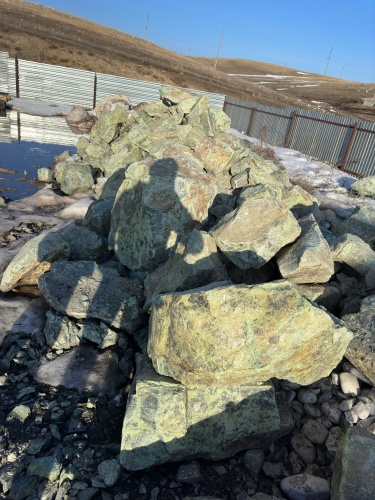 Камни для ландшафтного дизайна зелёные 10-60 килограмм купить в Невьянске