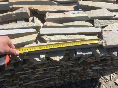 Горбушка златолит золотистый для облицовки купить в Невьянске