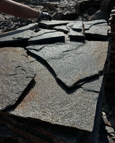 Плитняк златолит серебристый для фасада купить в Невьянске