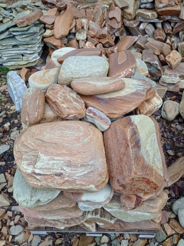 Златолит жёлтый, жёлто-зелёный глыбки и валуны для ланшафтного дизайна купить в Невьянске